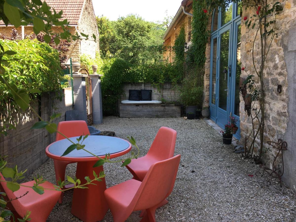 Au Cheval Bleu Bed and Breakfast Fontenay-près-Vézelay Buitenkant foto