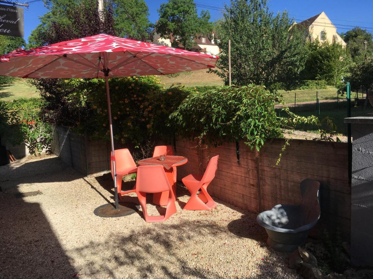 Au Cheval Bleu Bed and Breakfast Fontenay-près-Vézelay Buitenkant foto